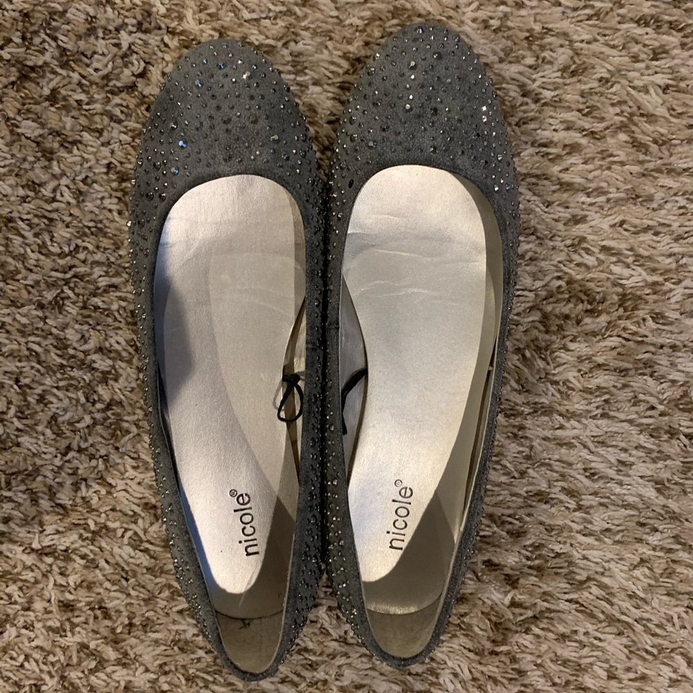 Shiny studded charcoal gray flats